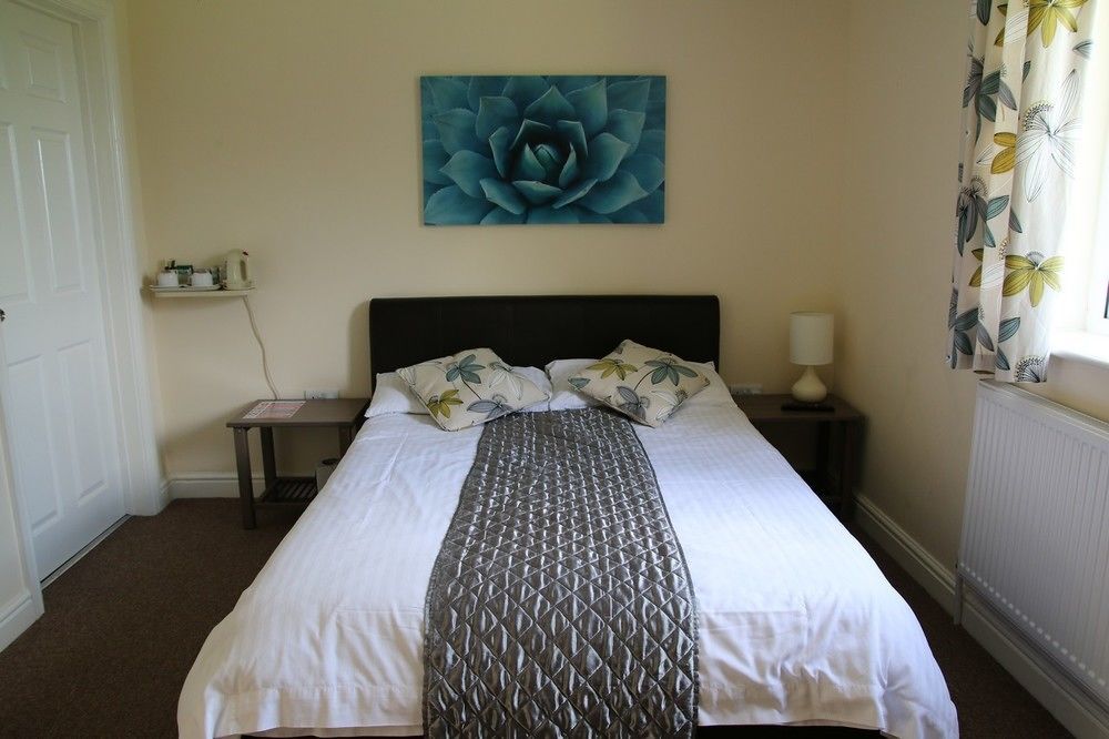 The Lodge Redhill  Екстер'єр фото